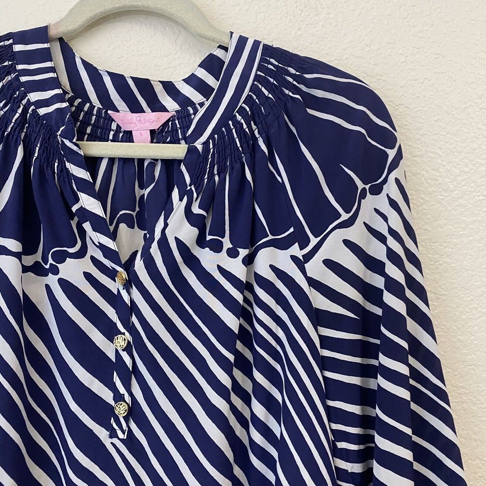 Lilly Pulitzer Blouse Top Womens Small Navy Shimmy Shell Elsa Silk - Picture 3 of 8